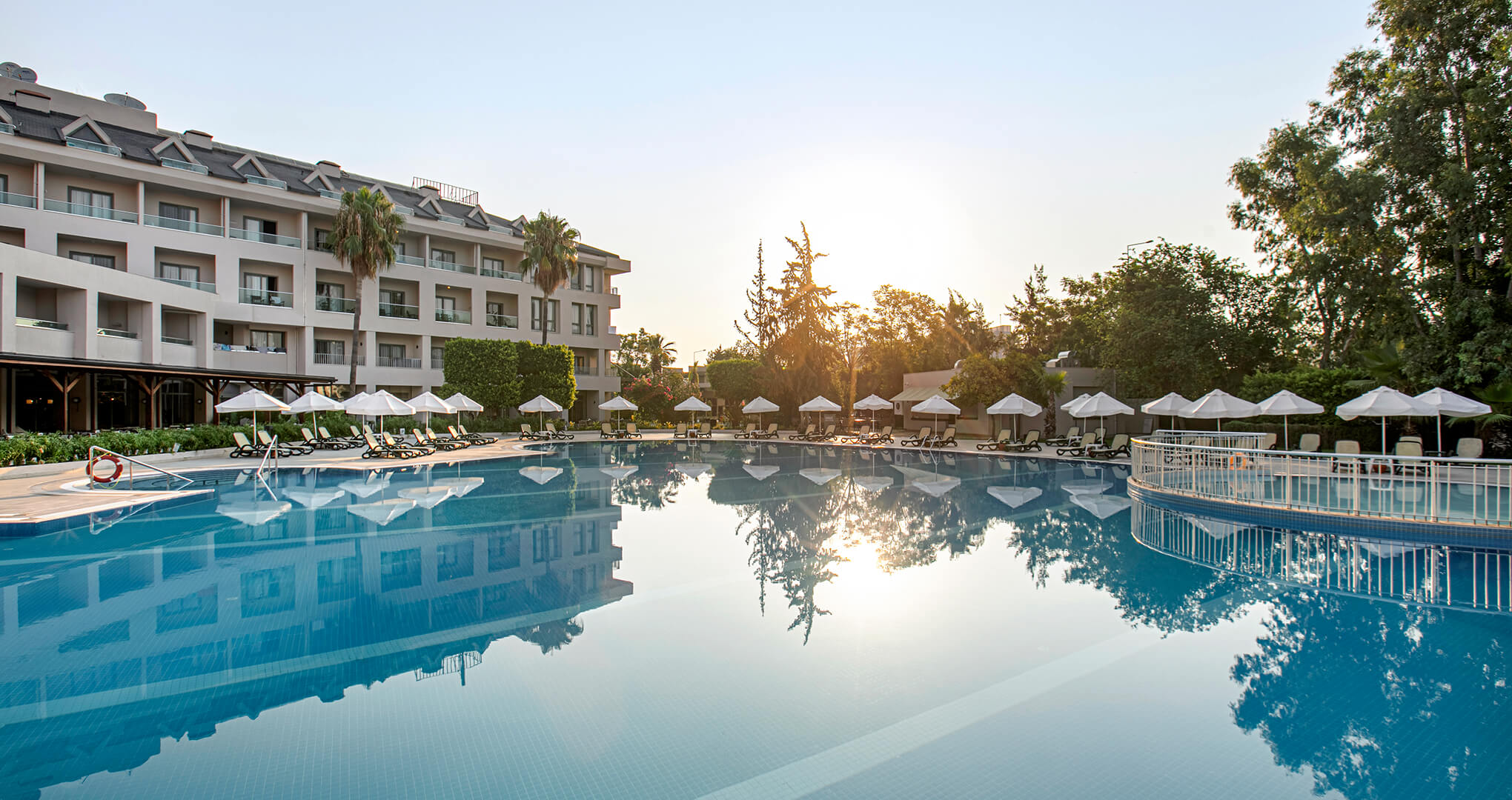 greenwood-suites-ana-havuz-galeri-1.jpg