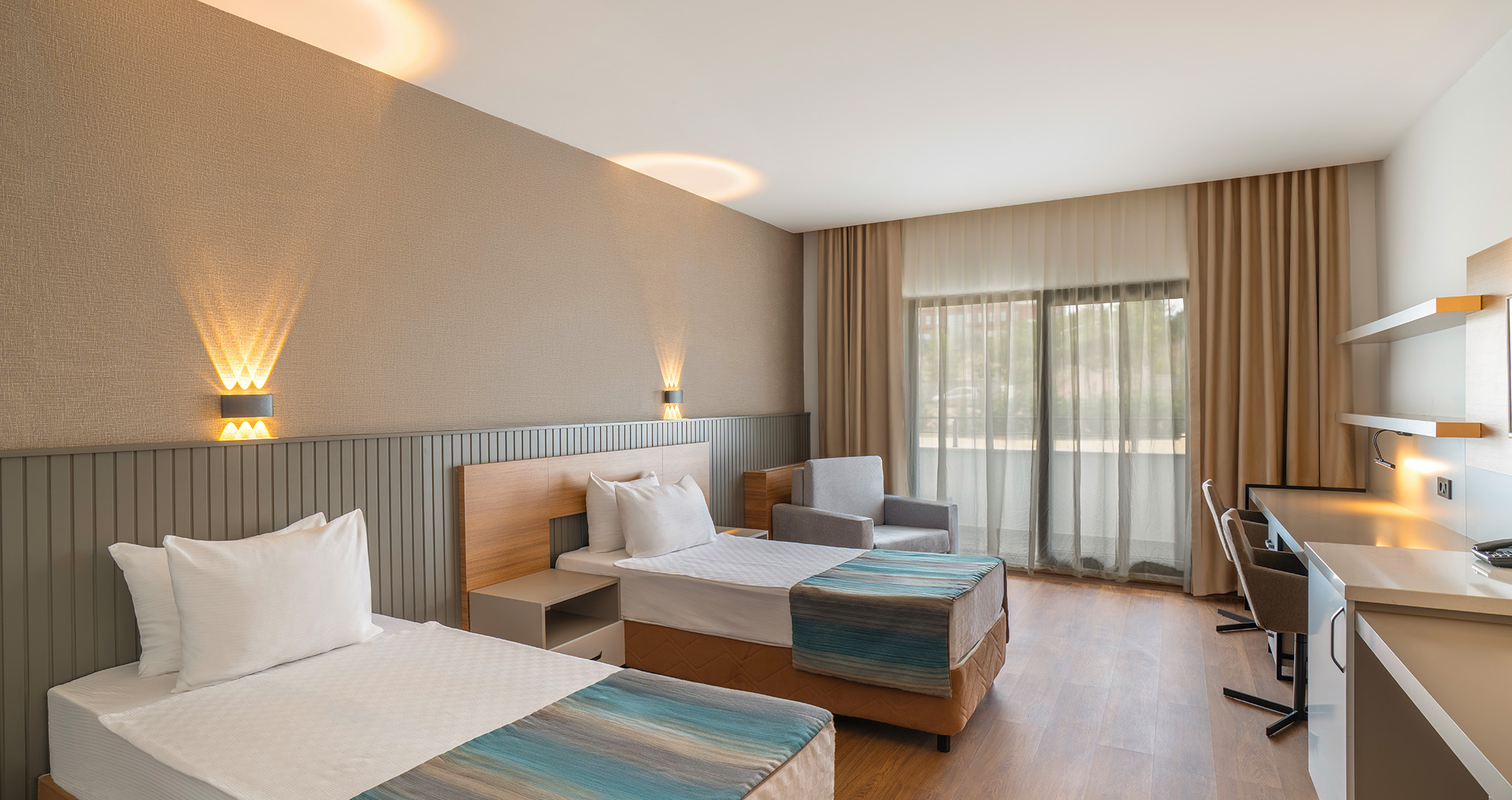 uniparkhotelgrennwood-standard-oda-galeri-2.jpg
