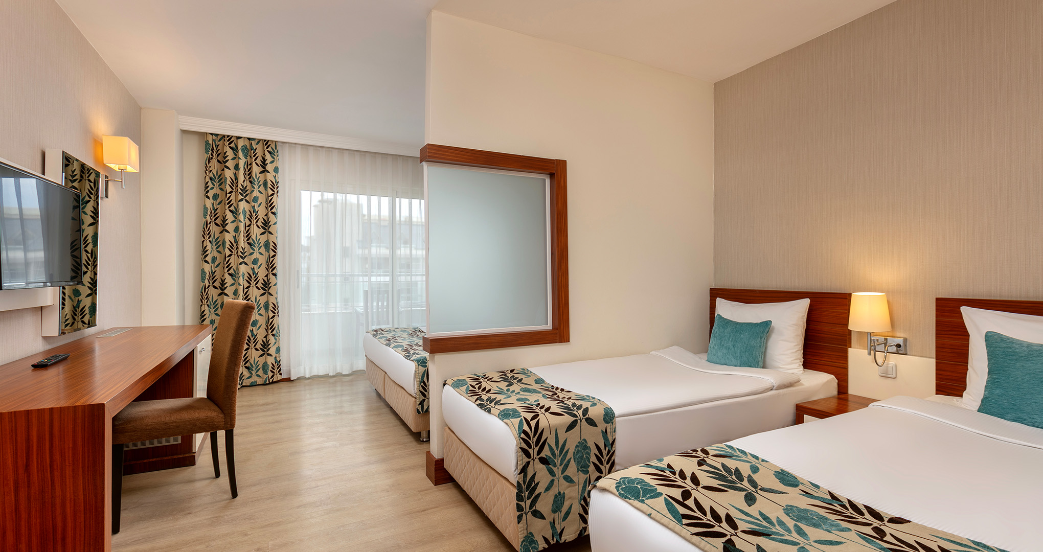 greenwood-kemer-resorts-konaklama-junior-family-room-galeri-2.jpg