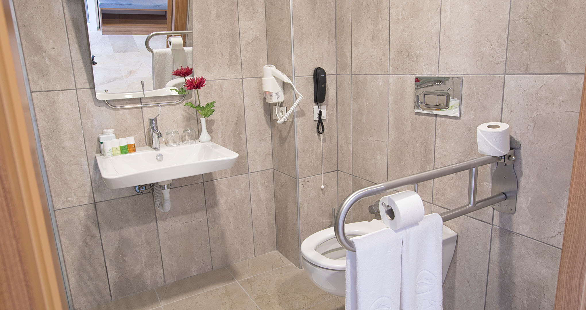 greenwood-suites-resort-konaklama-disabled-room-galeri-5.jpg
