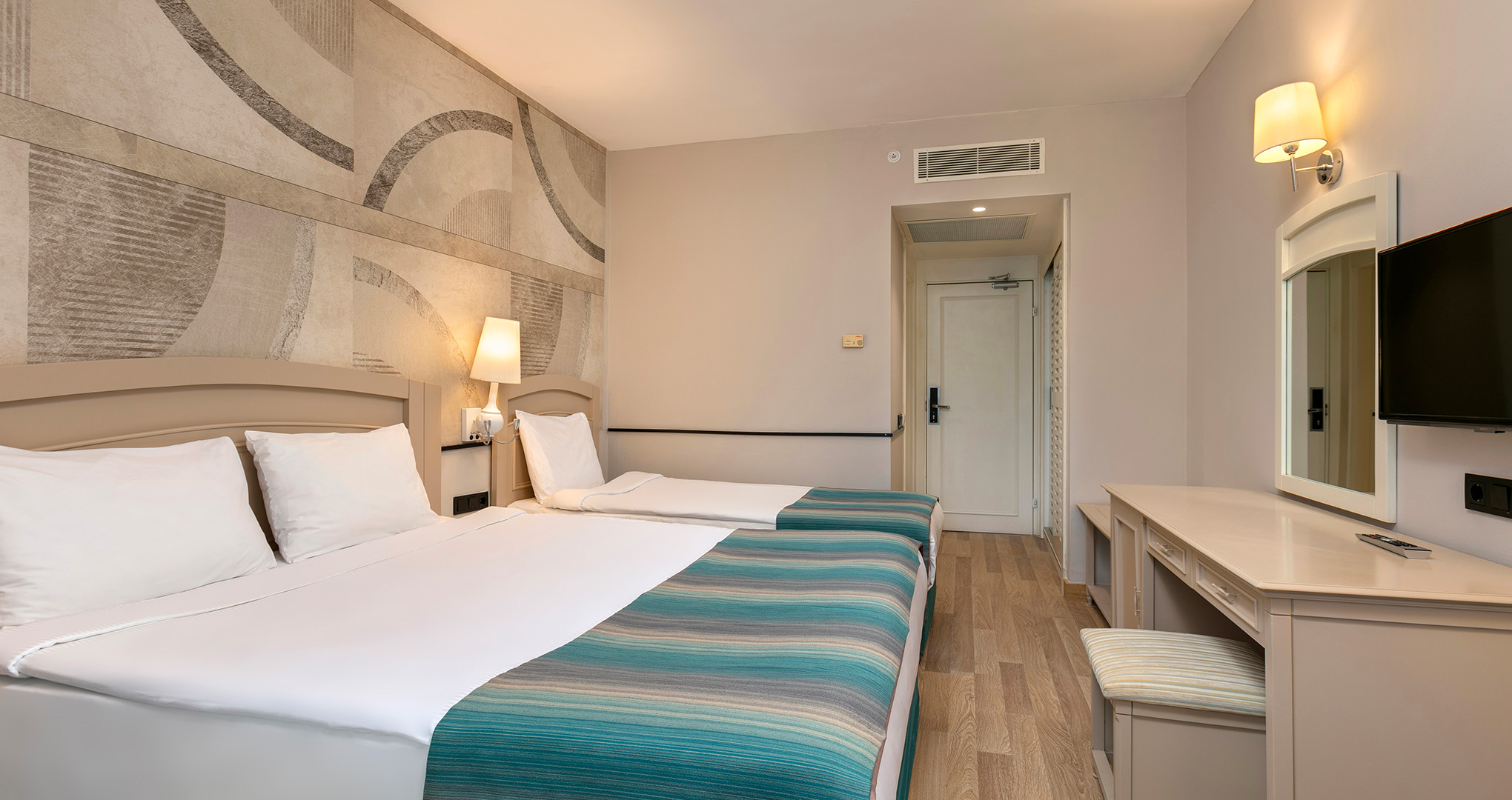 greenwood-kemer-resorts-konaklama-standart-bungılov-room-galeri-1.jpg