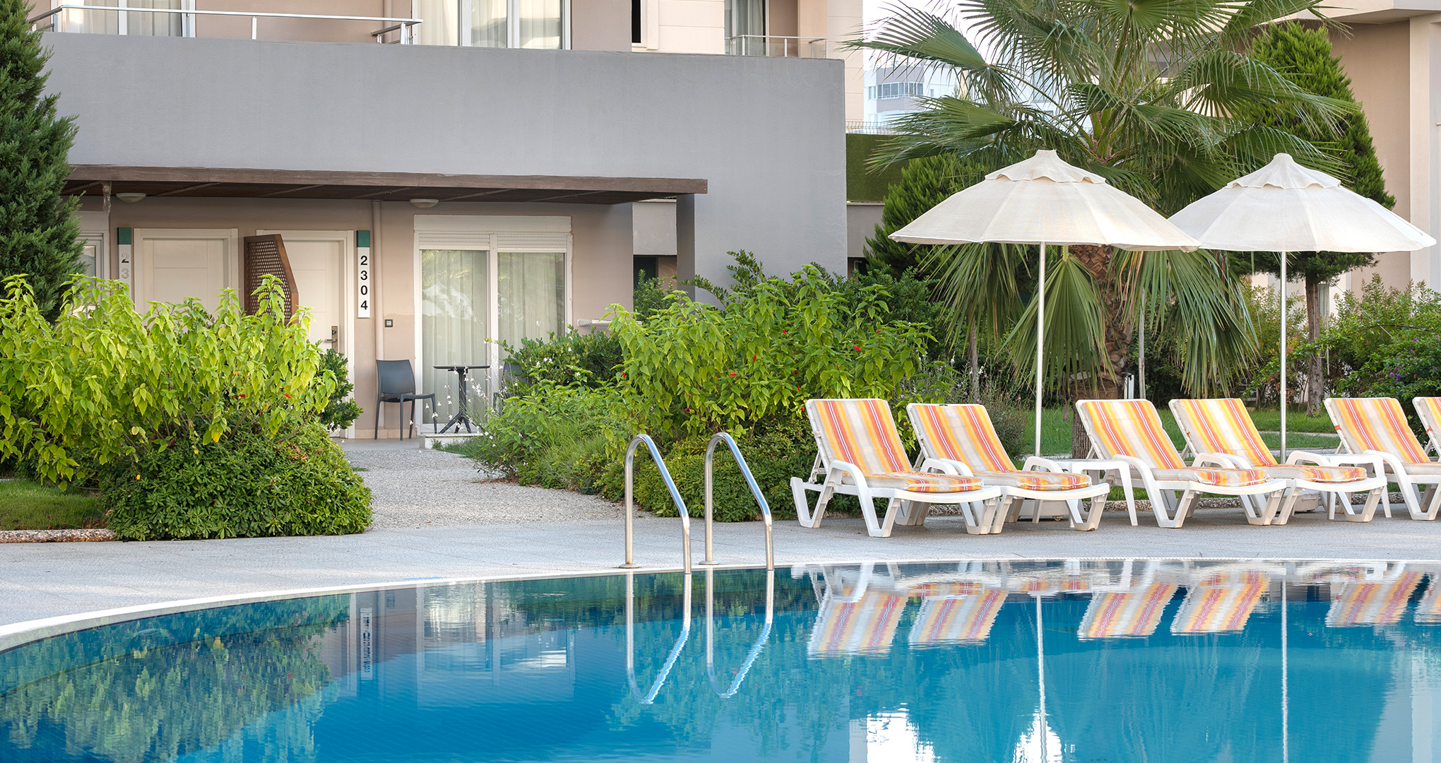 greenwood-suites-resort-konaklama-deluxe-pool-suit-galeri-4.jpg